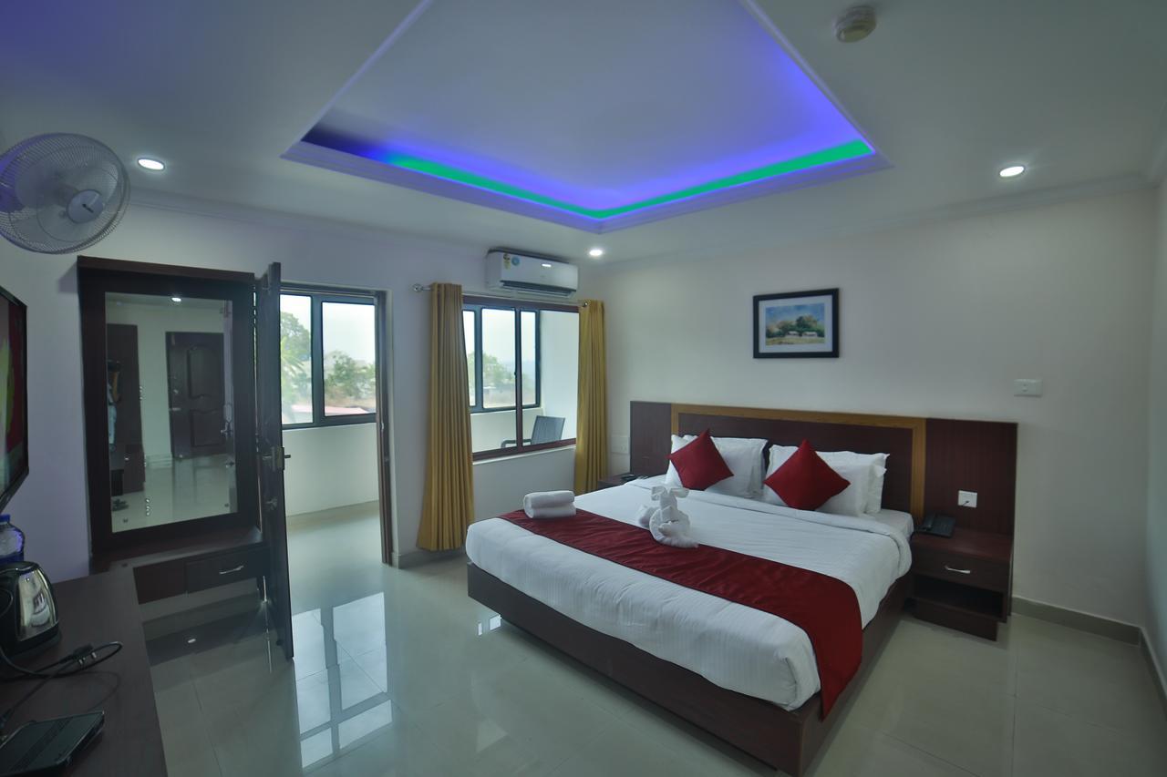 Hotel Horizon International Taliparamba Экстерьер фото